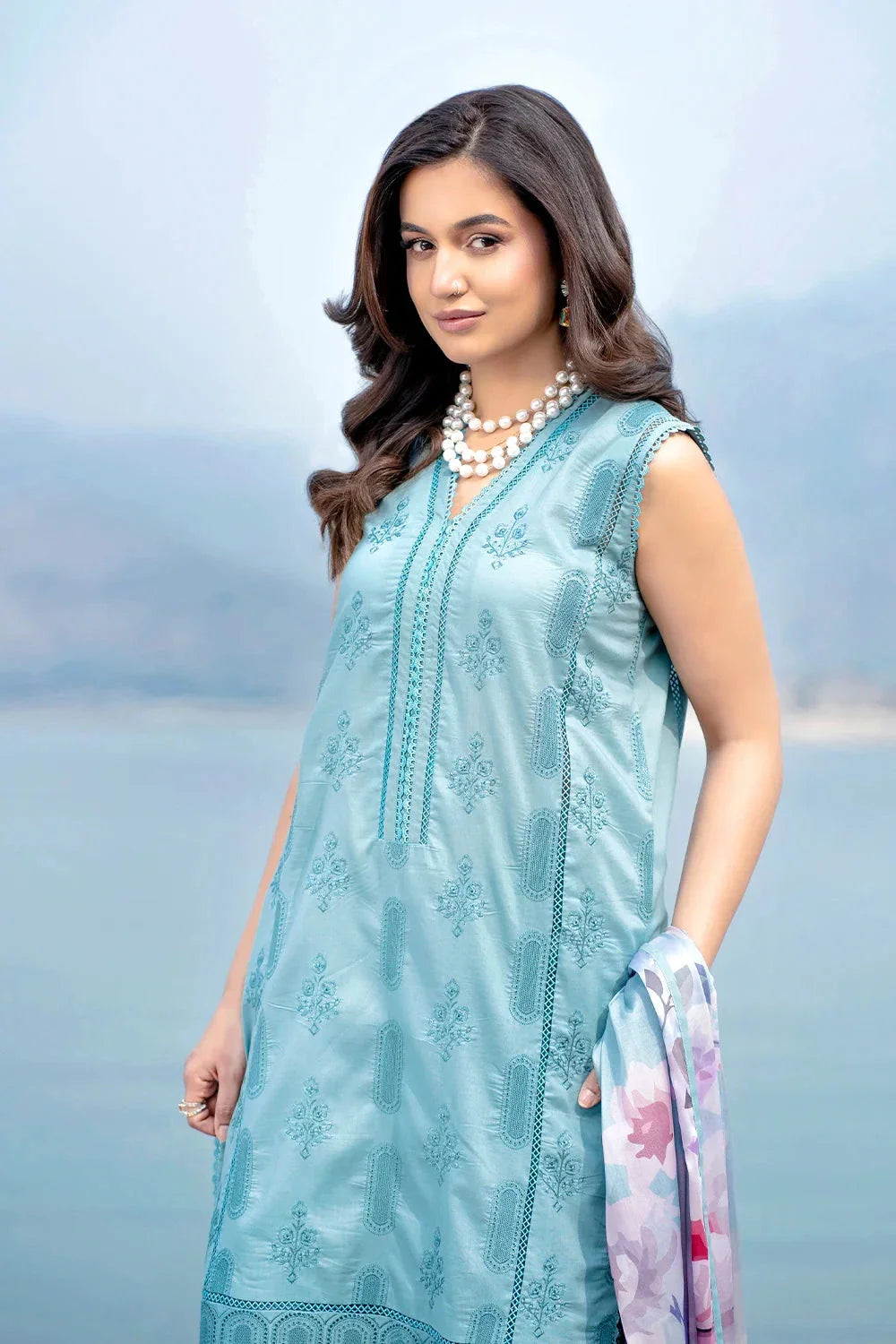 3PC Embroidered Unstitched Lawn Suit | KSE-3813 Embroidered KHAS STORES 