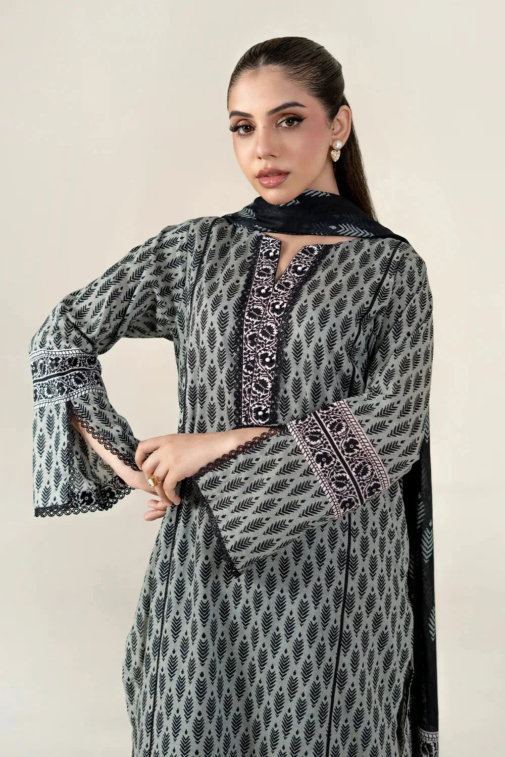 3PC Unstitched Printed Lawn Suit | KLA-3949 Printed KHAS STORES 
