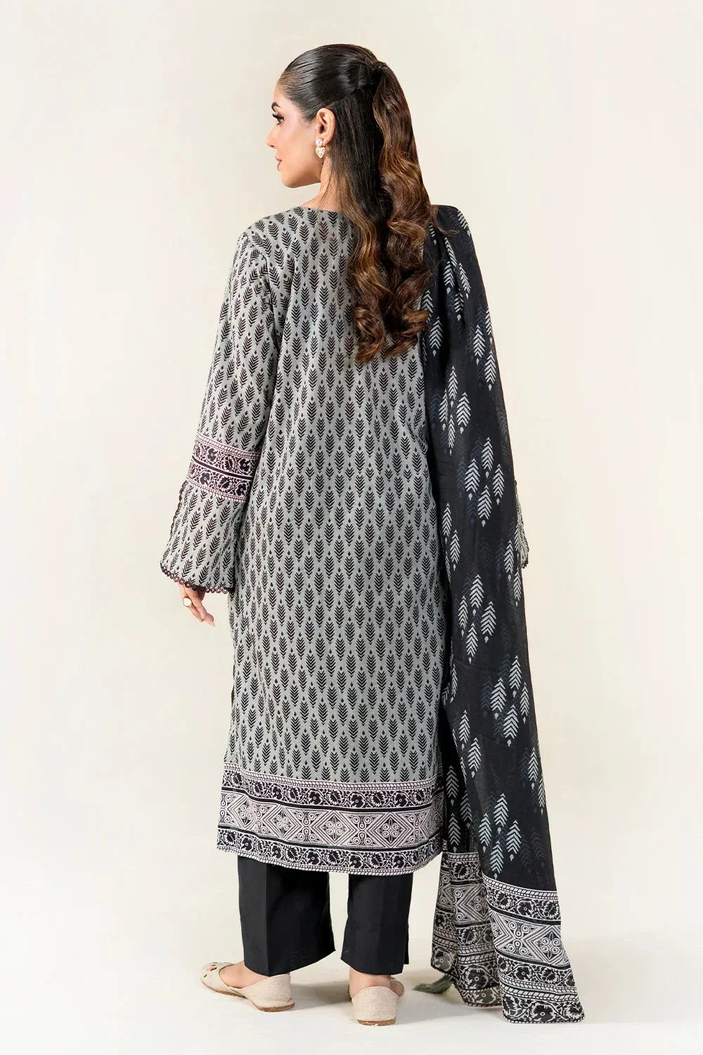 3PC Unstitched Printed Lawn Suit | KLA-3949 Printed KHAS STORES 