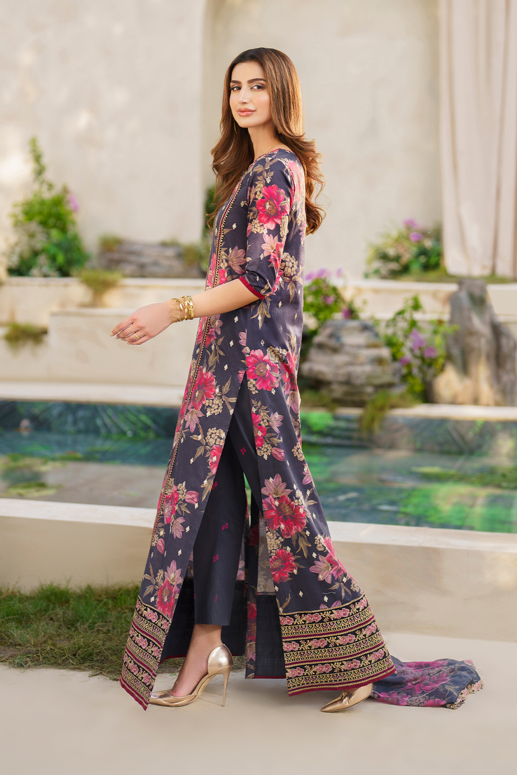 SFL-12 Embroidered Lawn