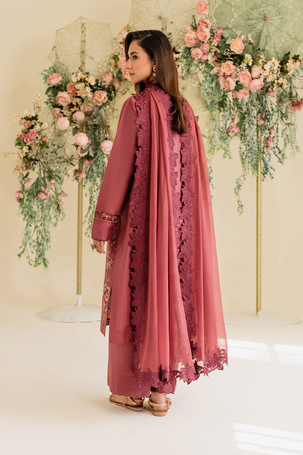 UE-432 Embroidered Textured Lawn