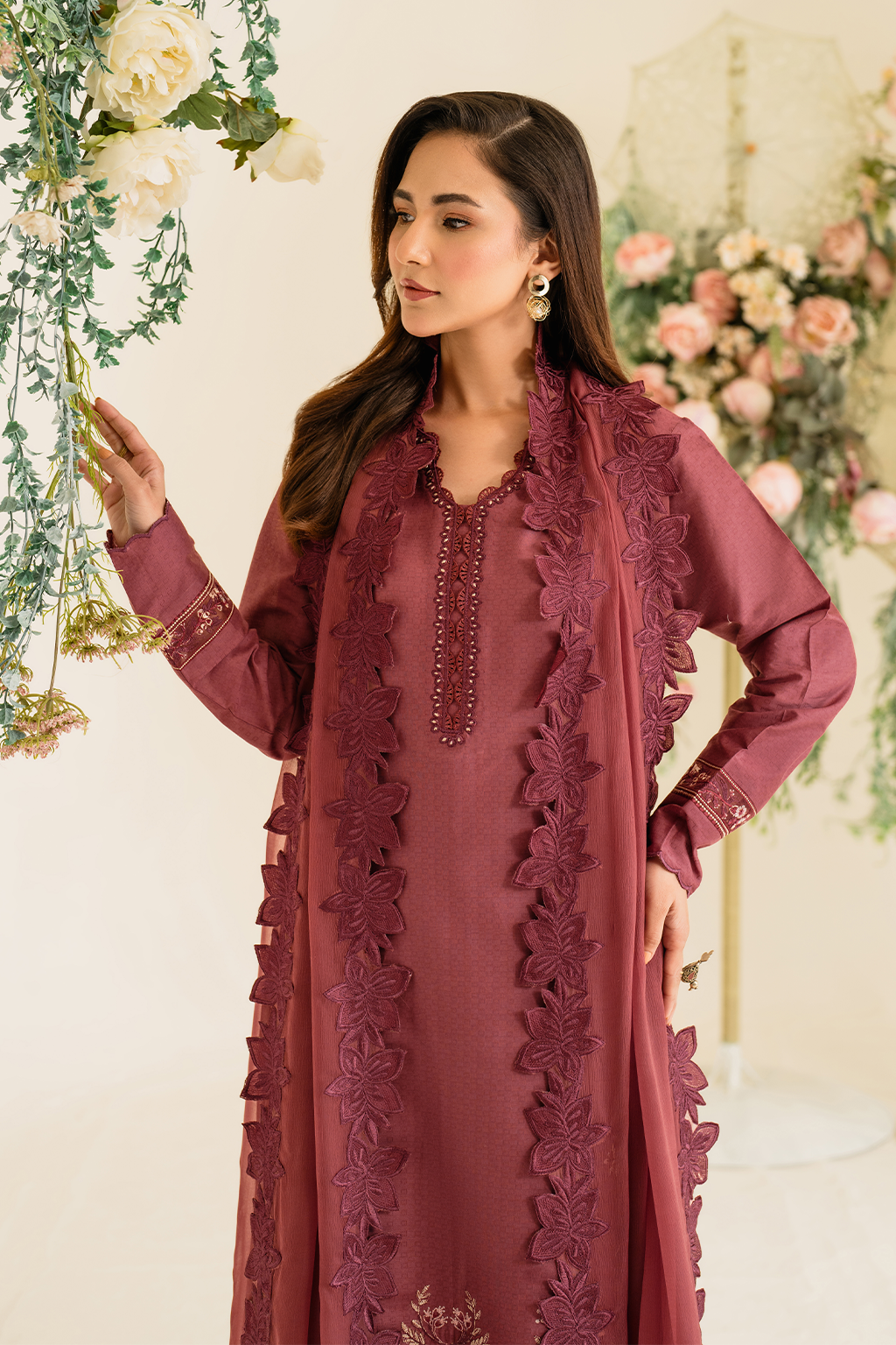 UE-432 Embroidered Textured Lawn
