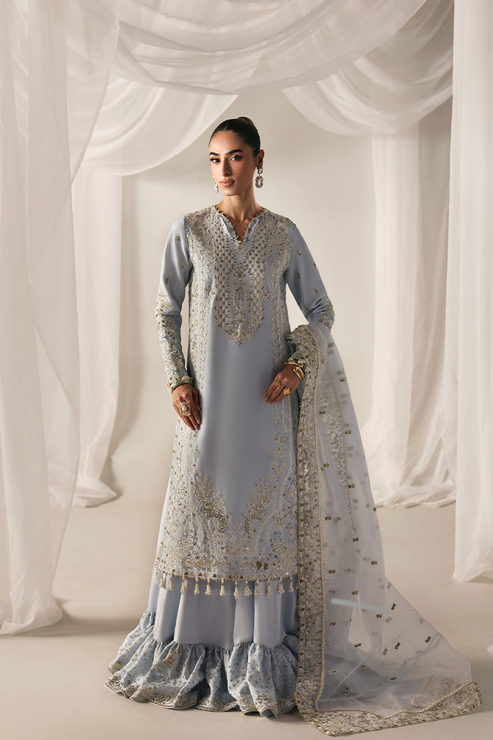 OPULENT OASIS - Serein luxe silk by Emaan Adeel at #VogueClothingStudio