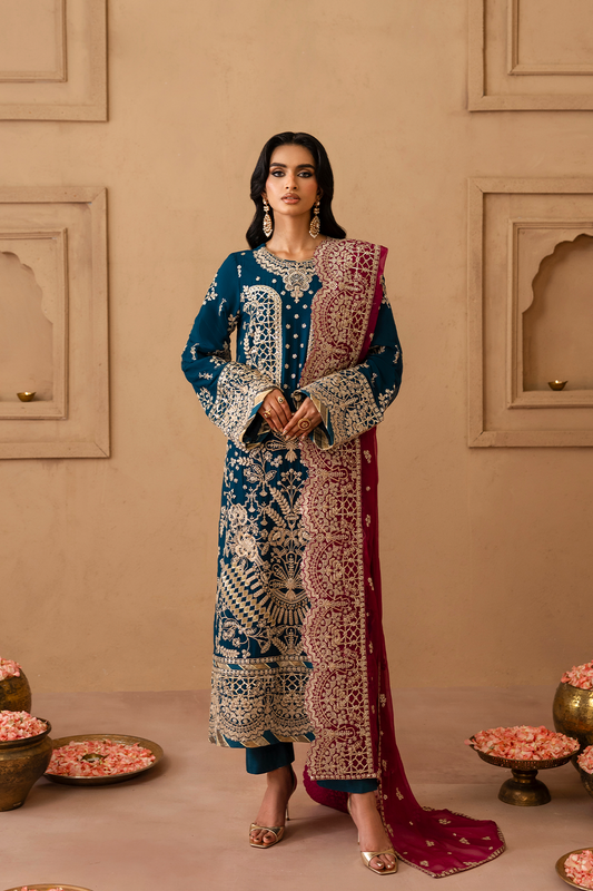 KAVYA -Sheherzadi' 25 by Emaan Adeel at #VogueClothingStudio