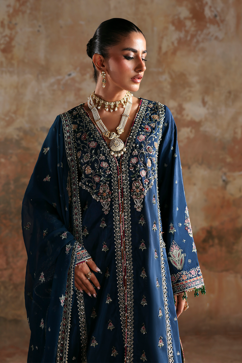 AFSAR - Afsana-e-silk by Emaan Adeel at #VogueClothingStudio