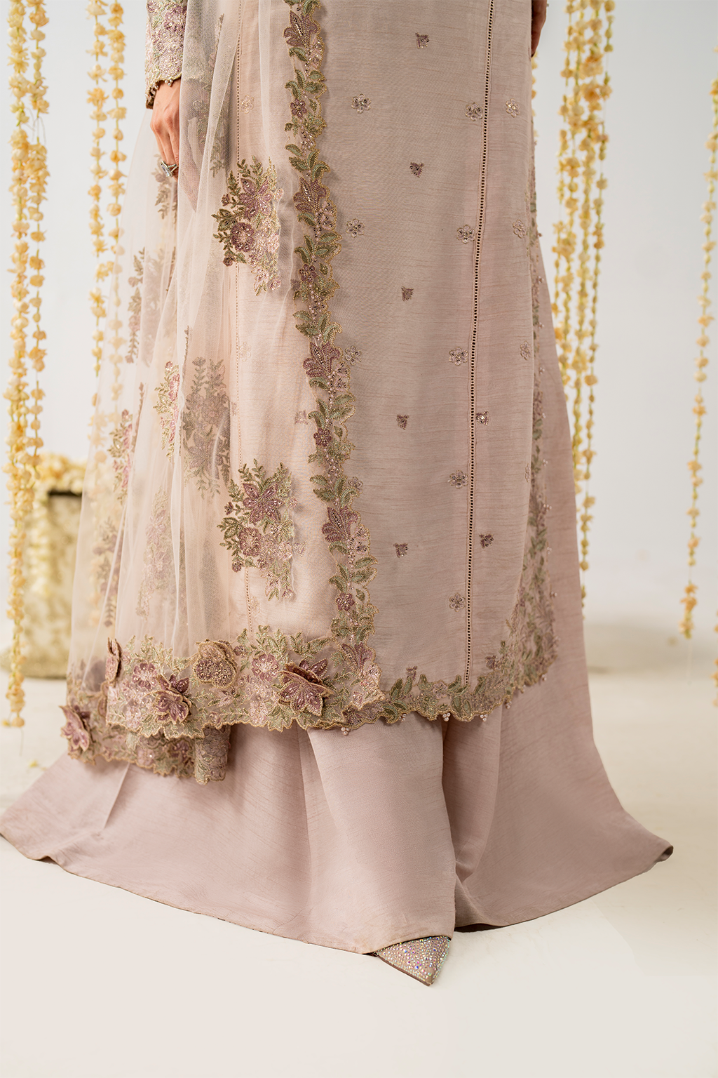 IRS-18 Embroidered Rawsilk