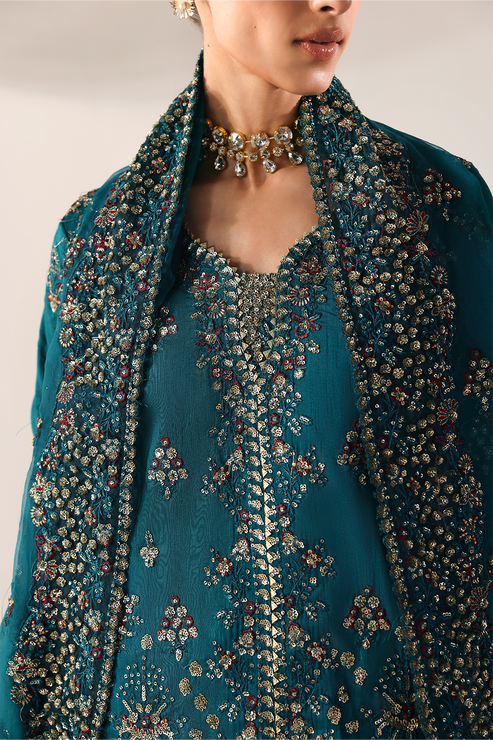 MOONLIT NIGHT - Serein luxe silk by Emaan Adeel at #VogueClothingStudio