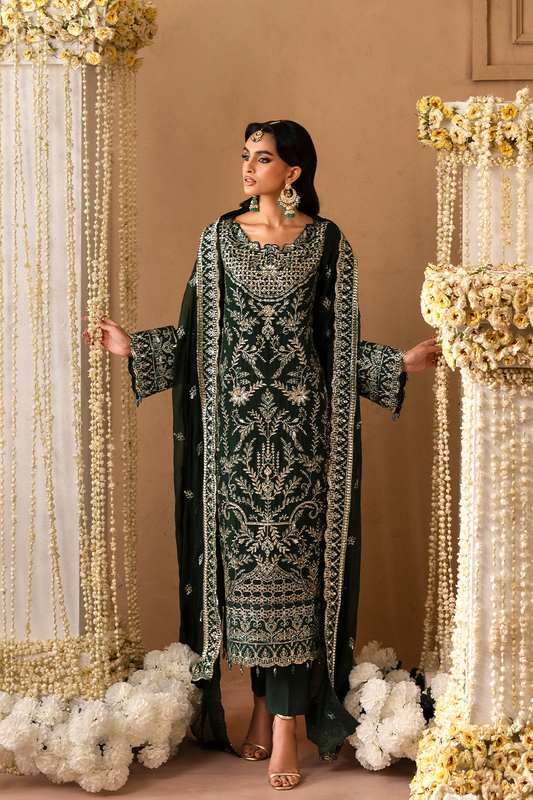 VANIA - Sheherzadi' 25 by Emaan Adeel at #VogueClothingStudio