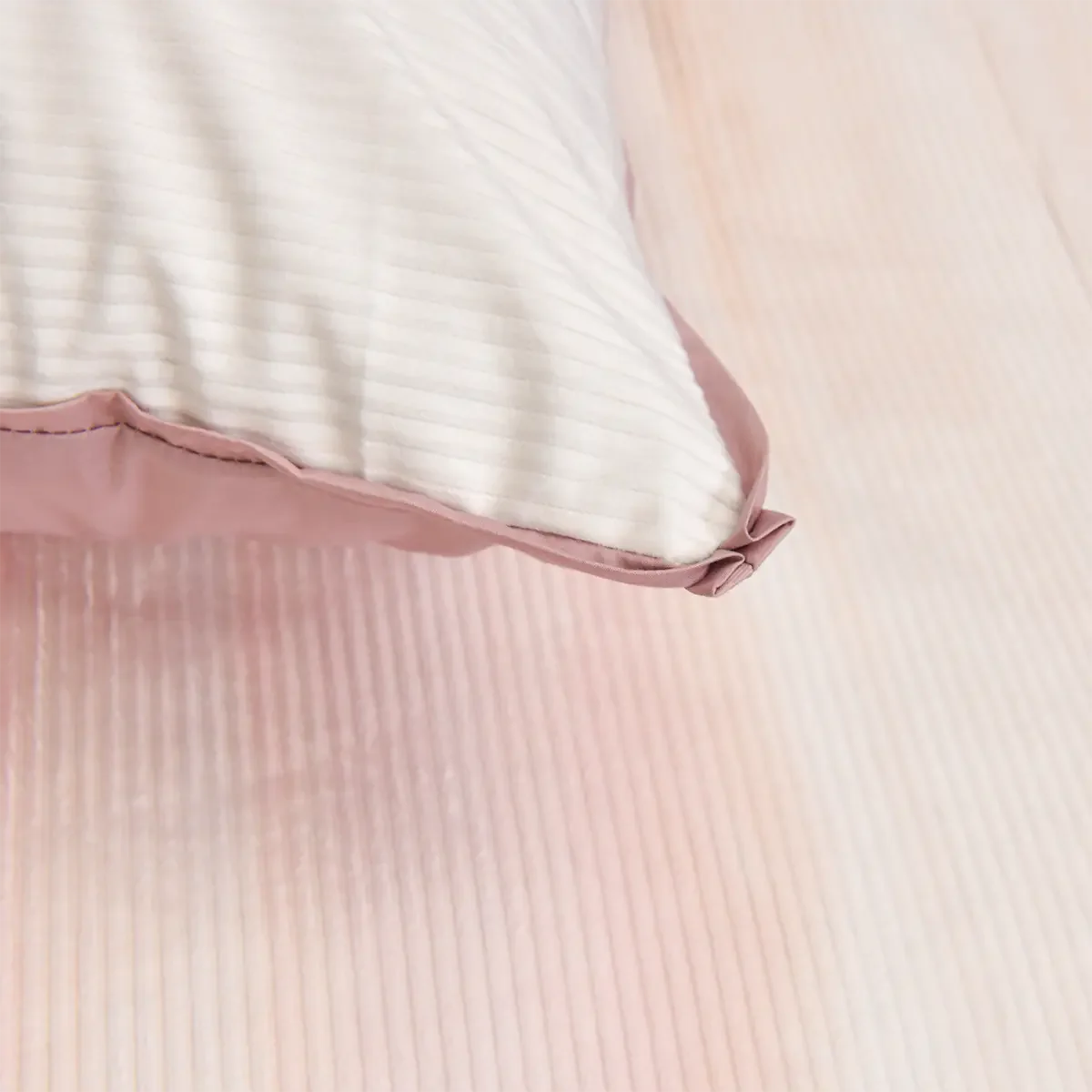 6 PCS BED SET SERENITY SLUMBER PINK Luxury Bedding HOMBEDCLU 