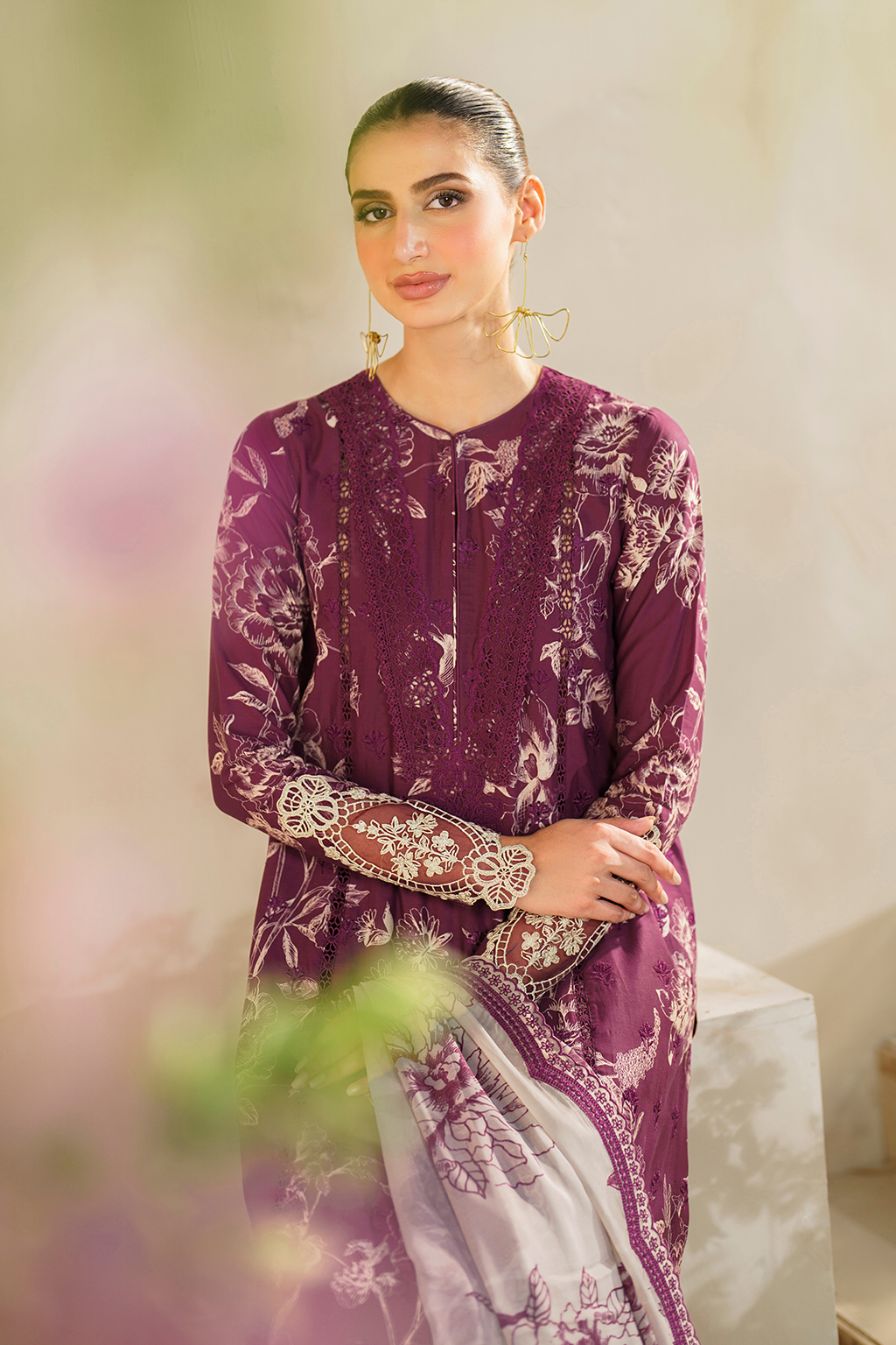 SFL-04 Embroidered Lawn