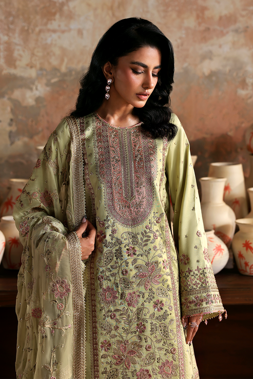 ZAIB - Afsana-e-silk by Emaan Adeel at #VogueClothingStudio