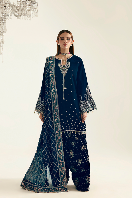 JAHANARA Zarposh velvet collection by Emaan Adeel at #VogueClothingStudio