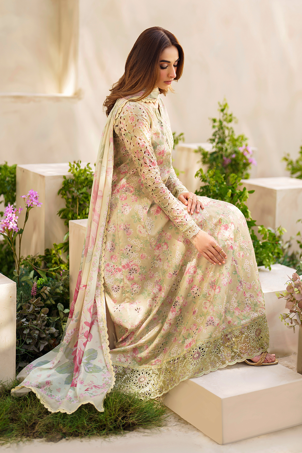 SFL-05 Embroidered Lawn