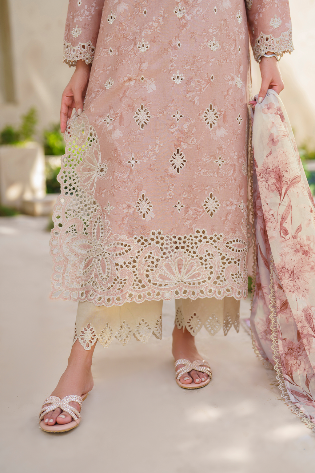 SFL-11 Embroidered Lawn