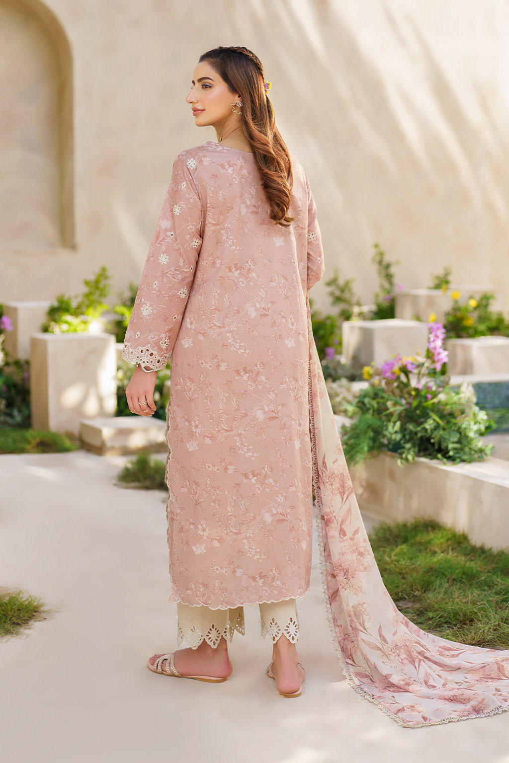 SFL-11 Embroidered Lawn