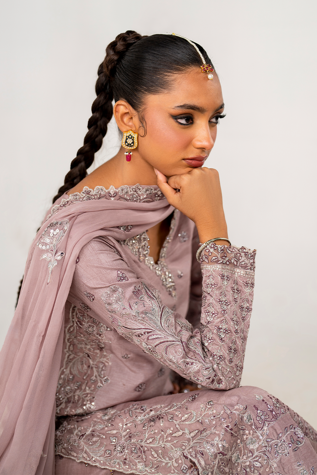 IRS-19 Embroidered Rawsilk