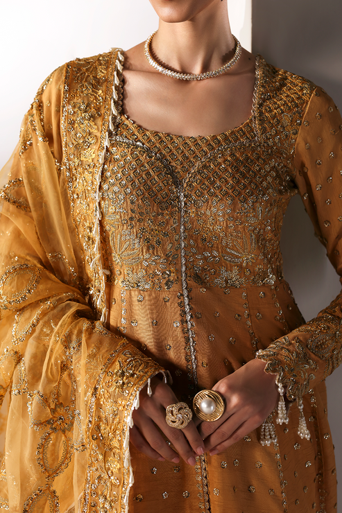 GOLDEN HOUR - Serein luxe silk by Emaan Adeel at #VogueClothingStudio