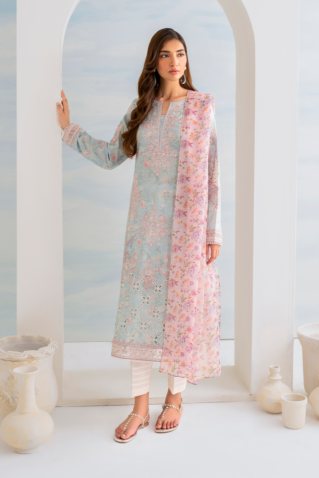 IGL-01 Embroidered Lawn