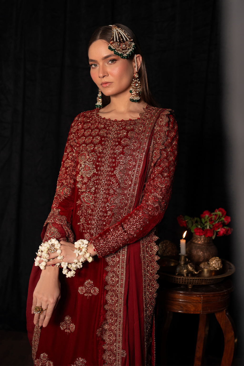 IV-40 Embroidered Velvet - Iznik