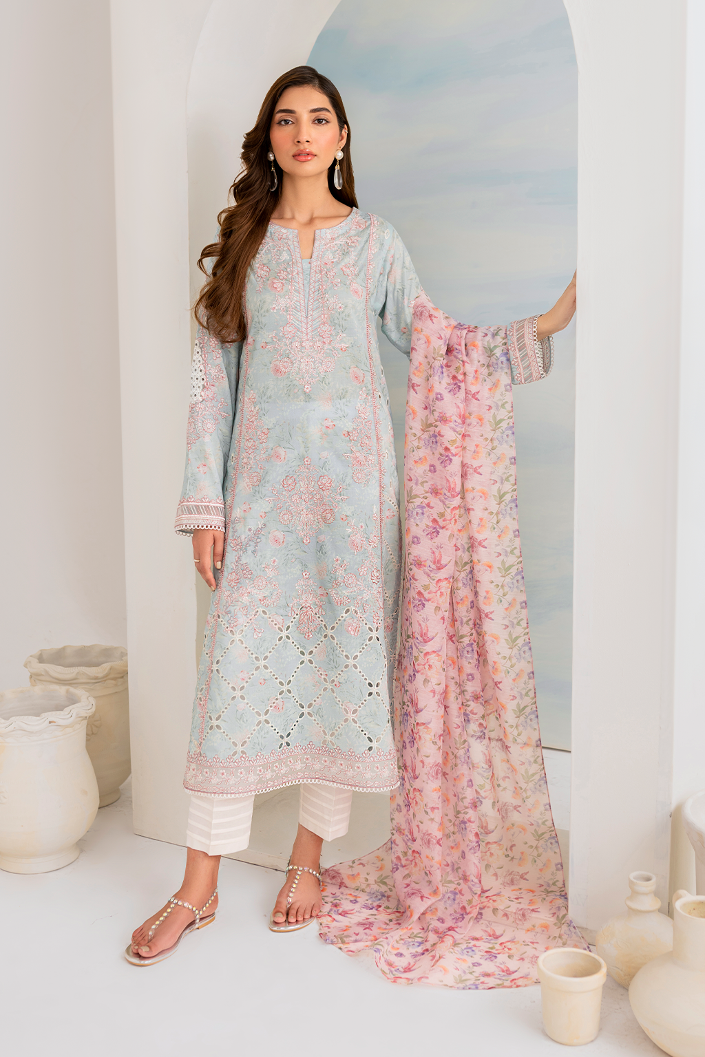 IGL-01 Embroidered Lawn