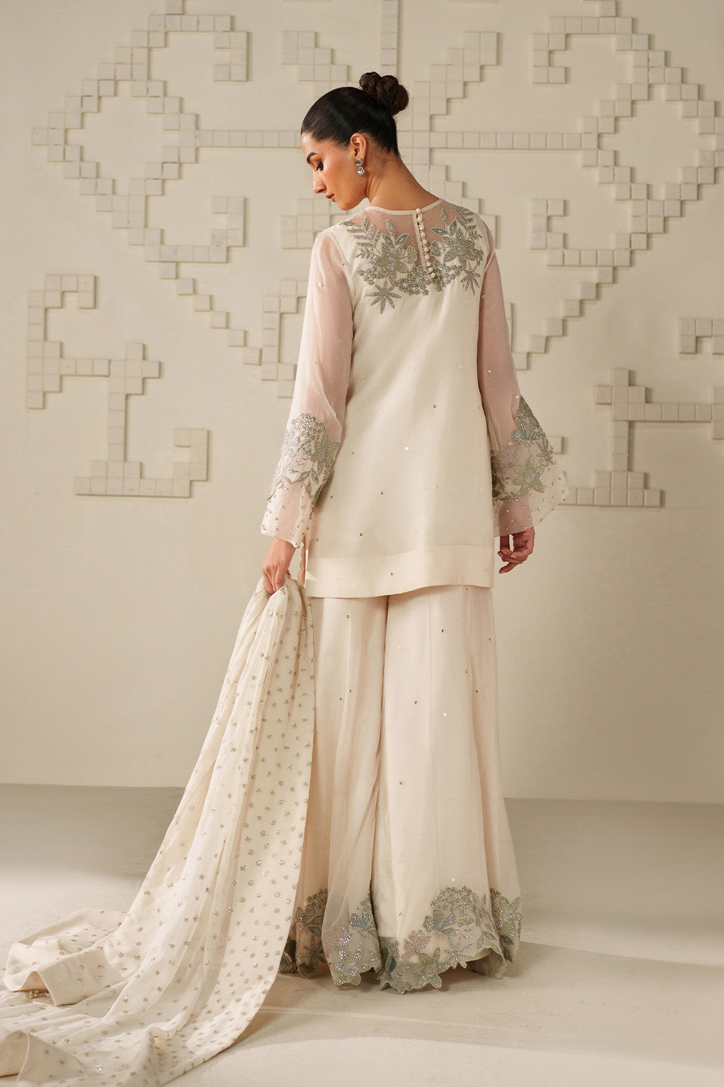 UE-620 Embroidered Chiffon