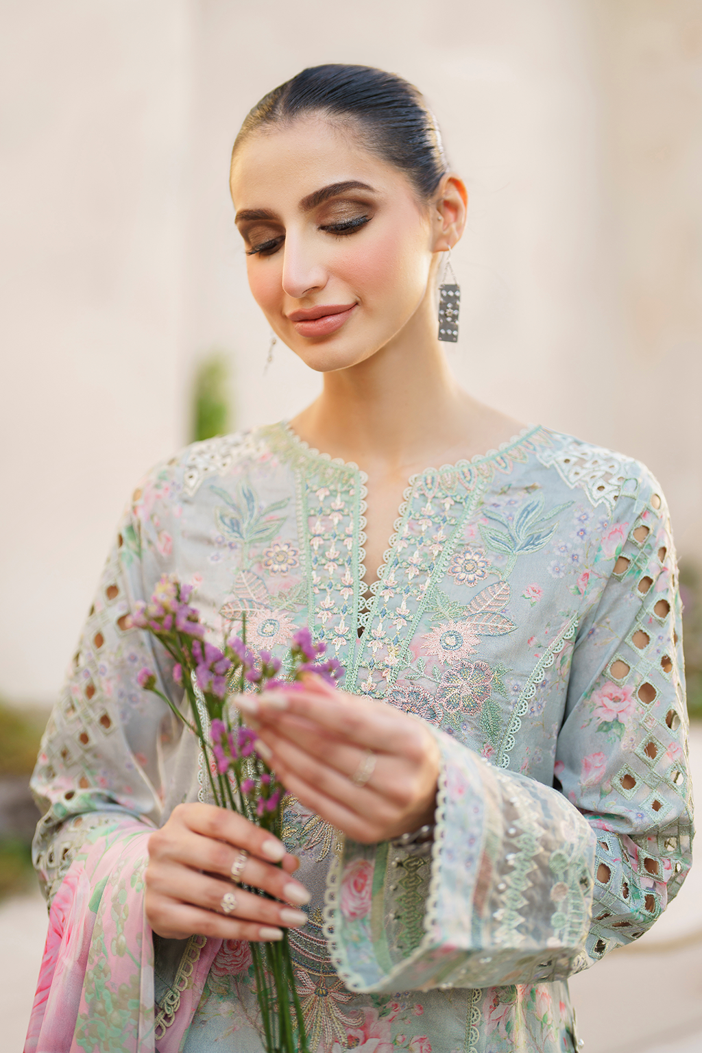 SFL-07 Embroidered Lawn