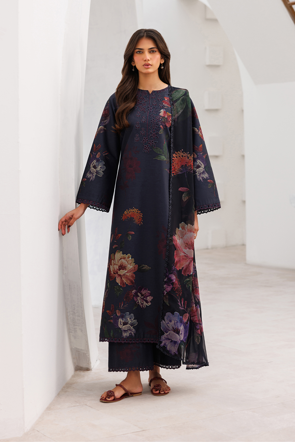 UE-645 Printed Lawn