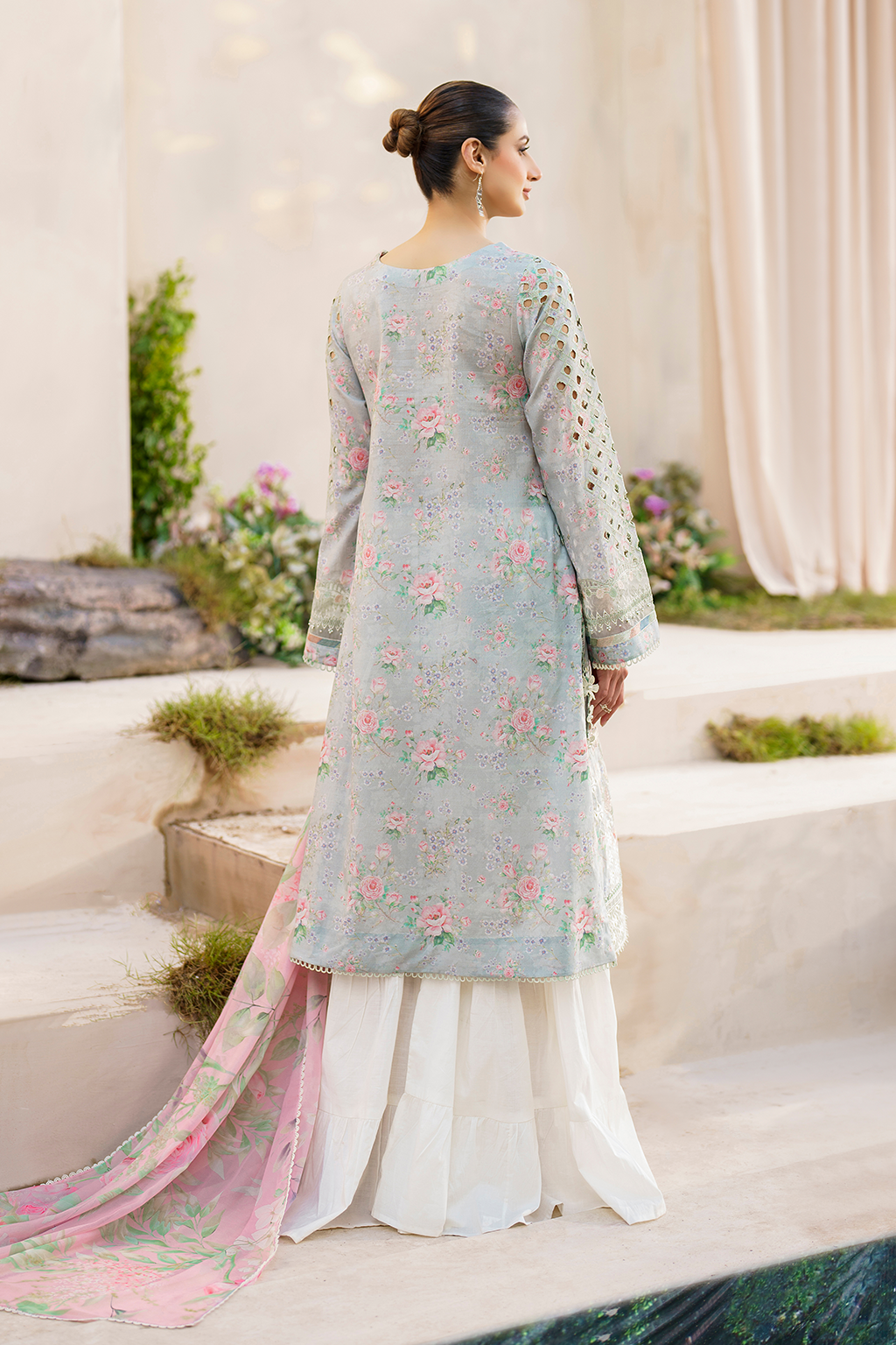 SFL-07 Embroidered Lawn