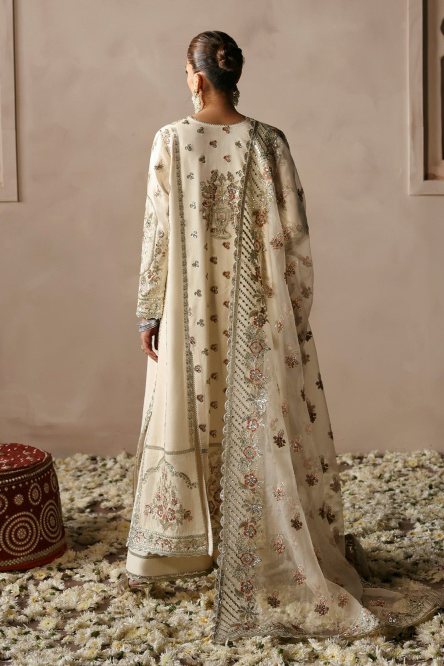 857-Arjumand-DIVANI The Silk Edit. '24