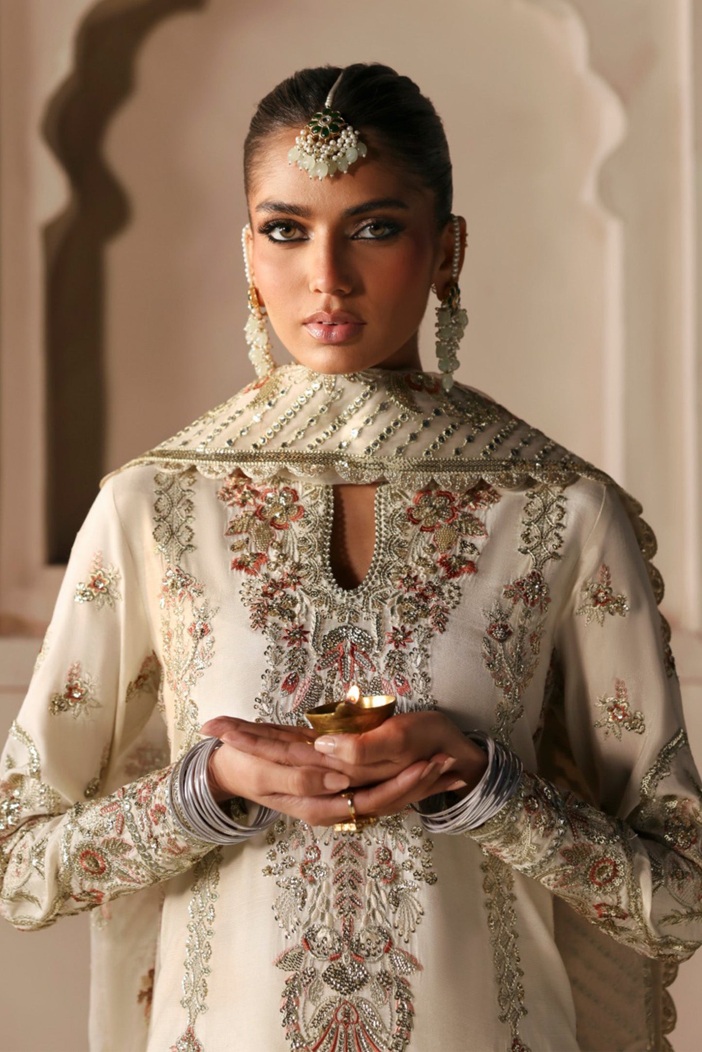 857-Arjumand-DIVANI The Silk Edit. '24