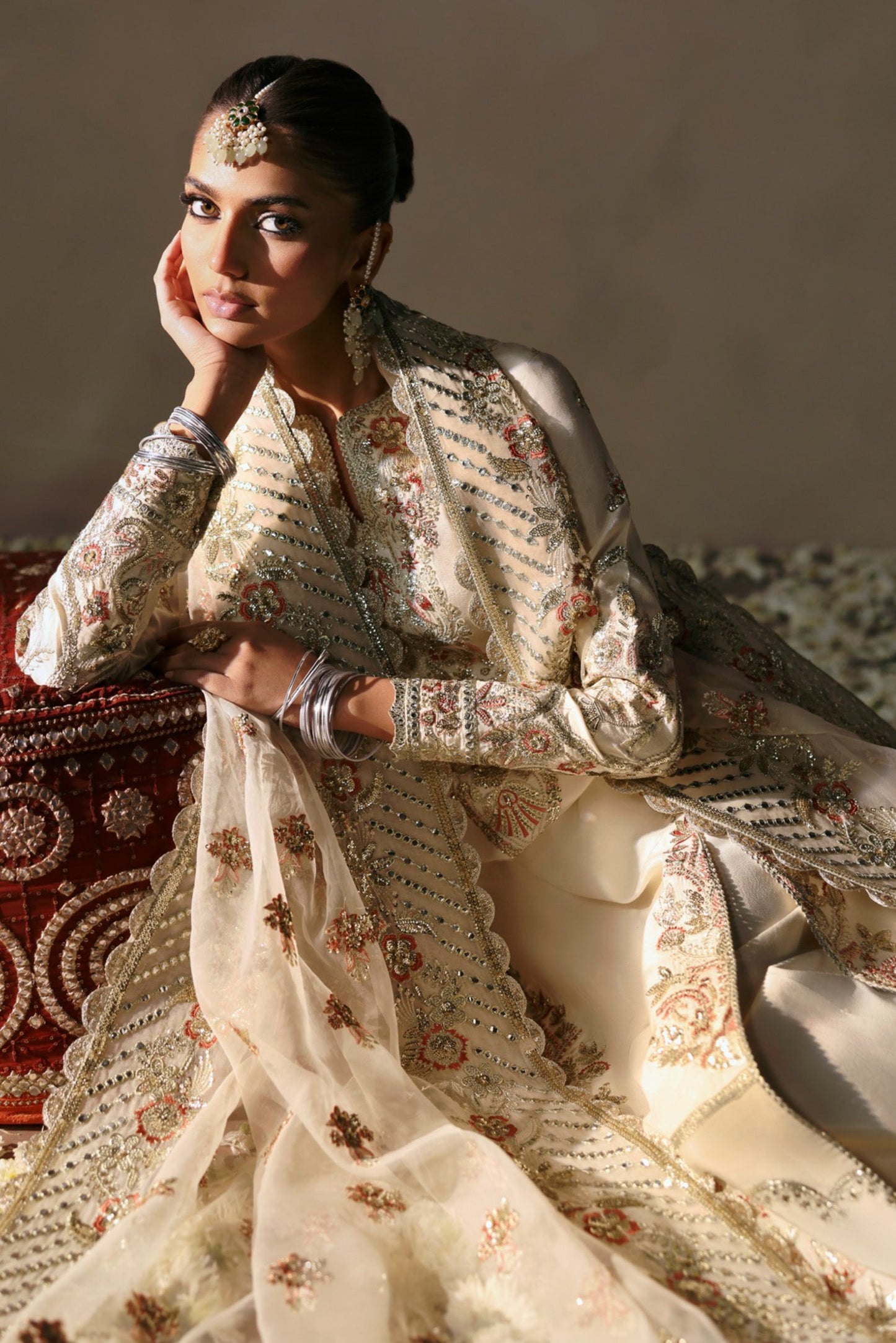 857-Arjumand-DIVANI The Silk Edit. '24