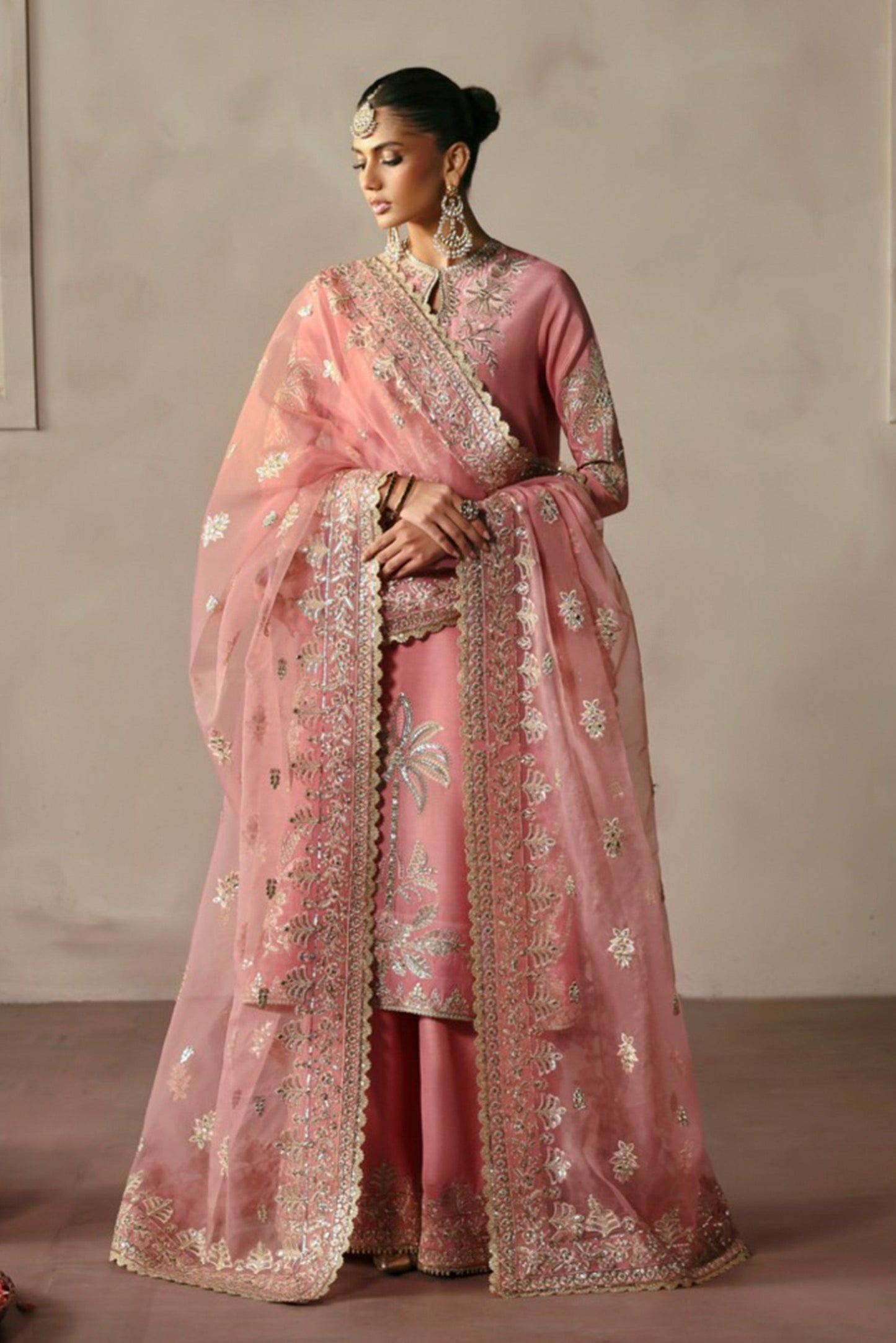 8510-Gulrukh-DIVANI The Silk Edit. '24