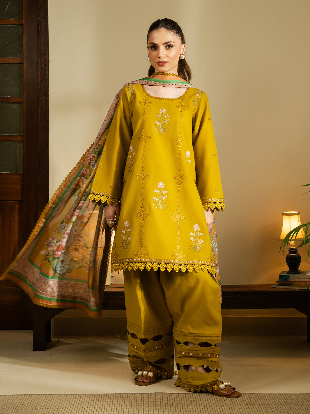 UMARA | 3PC UNSTITCHED