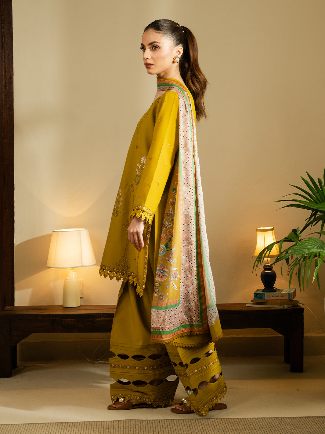 UMARA | 3PC UNSTITCHED