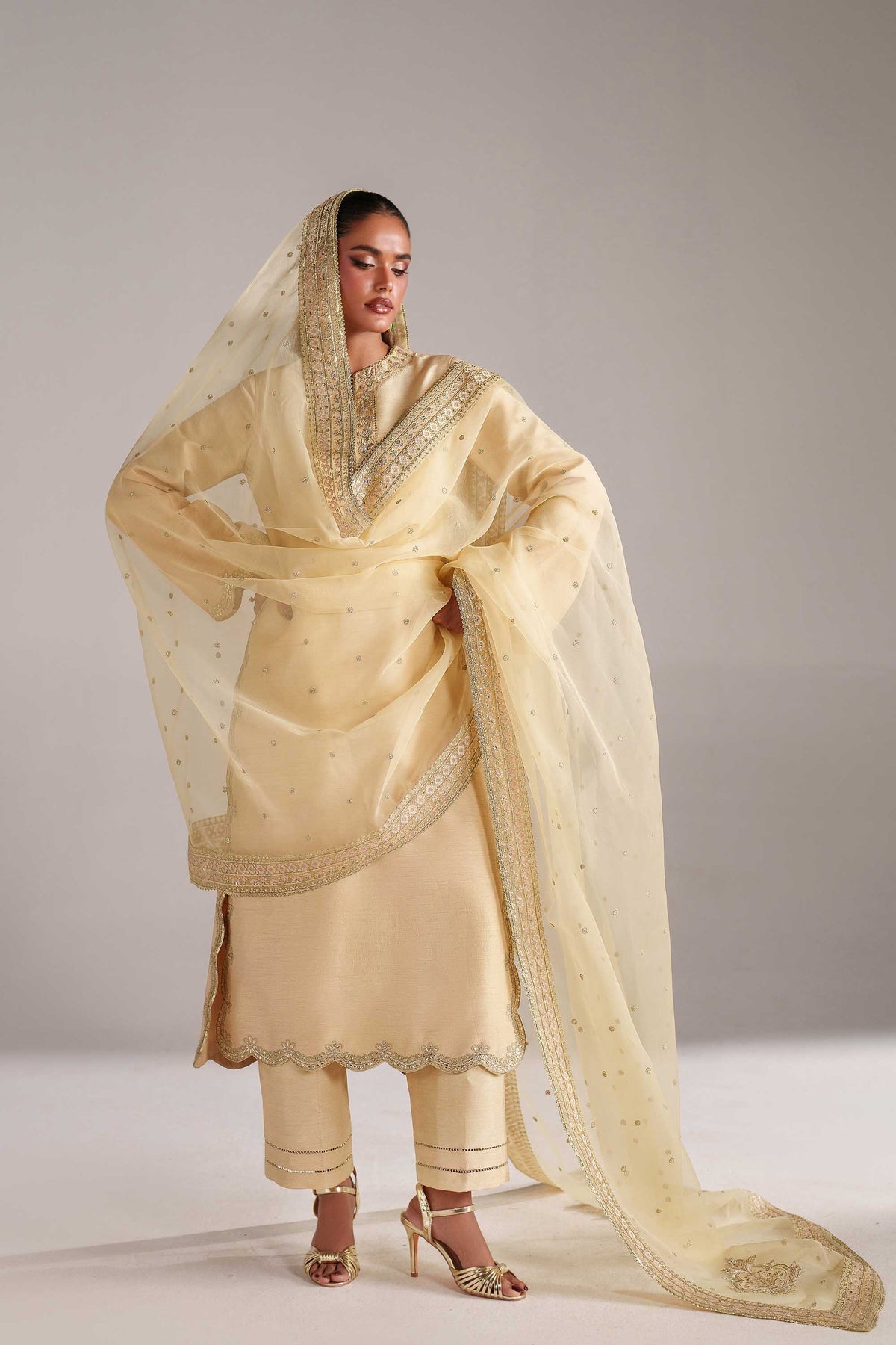 PTS627 Ruhi - Reveur Luxury Formals by Akbar Aslam at #VogueClothingStudio
