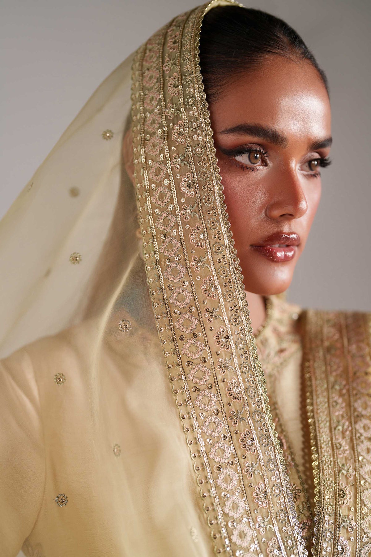 PTS627 Ruhi - Reveur Luxury Formals by Akbar Aslam at #VogueClothingStudio