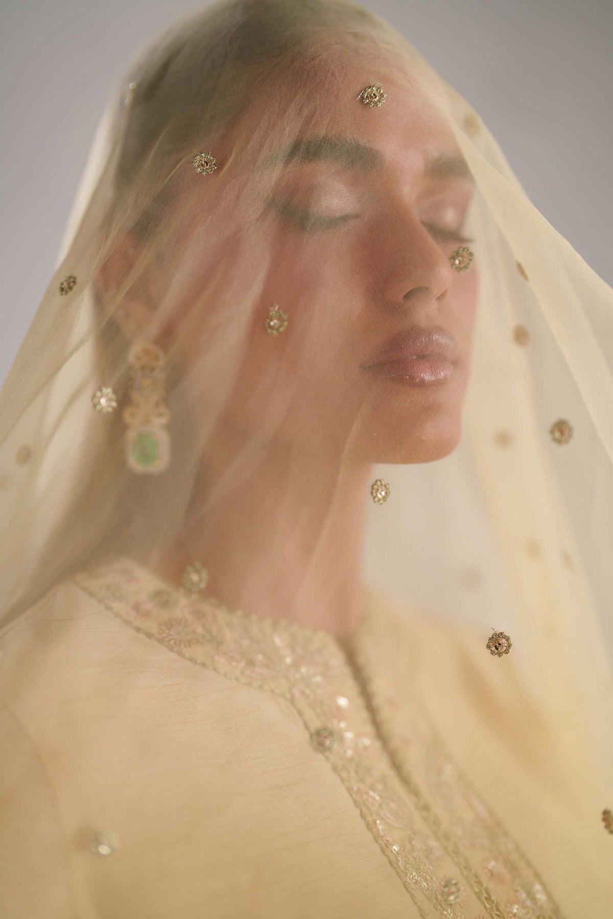 PTS627 Ruhi - Reveur Luxury Formals by Akbar Aslam at #VogueClothingStudio