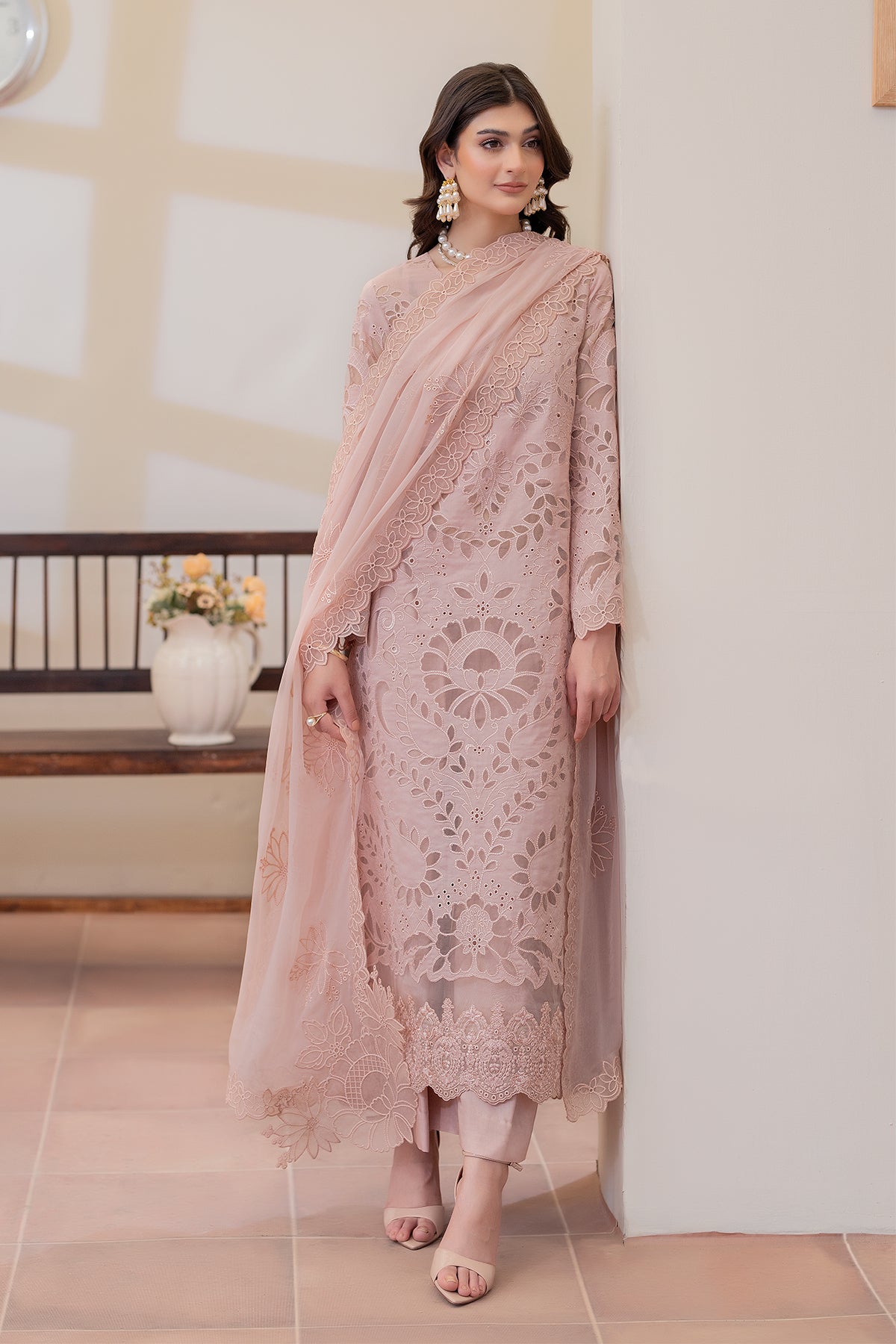 IP-134 Zareha (Tea Pink)