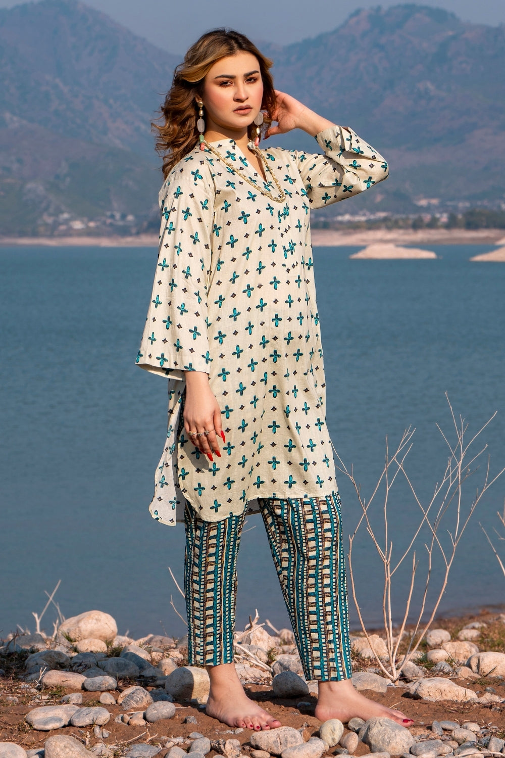 2PC Unstitched |Printed Lawn Shirt + Trouser