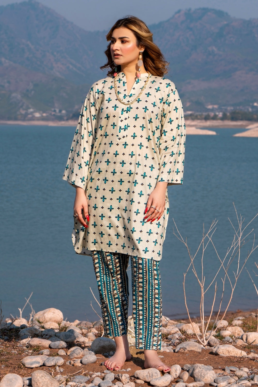 2PC Unstitched |Printed Lawn Shirt + Trouser