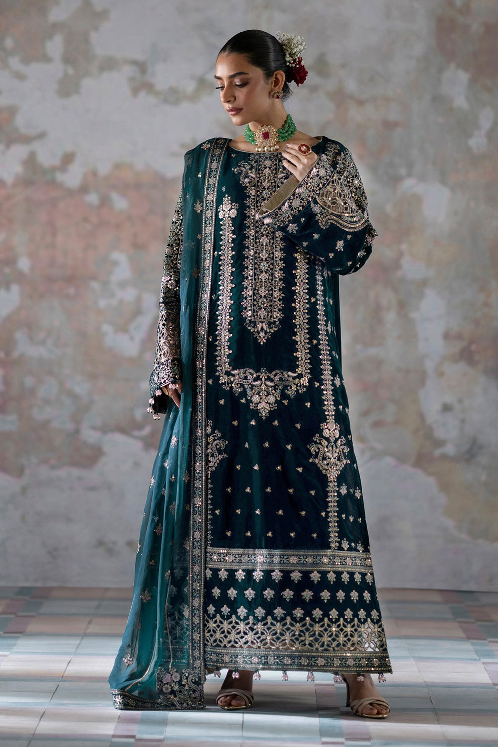 Meher Zarposh velvet collection by Emaan Adeel at #VogueClothingStudio