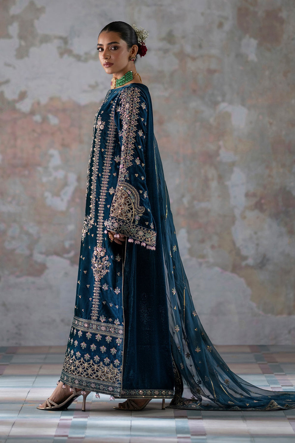 Meher Zarposh velvet collection by Emaan Adeel at #VogueClothingStudio