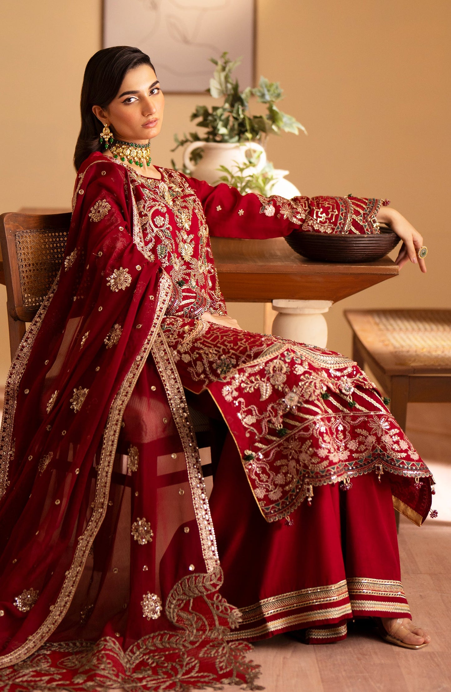 NASHWA - ROMANSIYYAH LUXURY FORMALS' 24