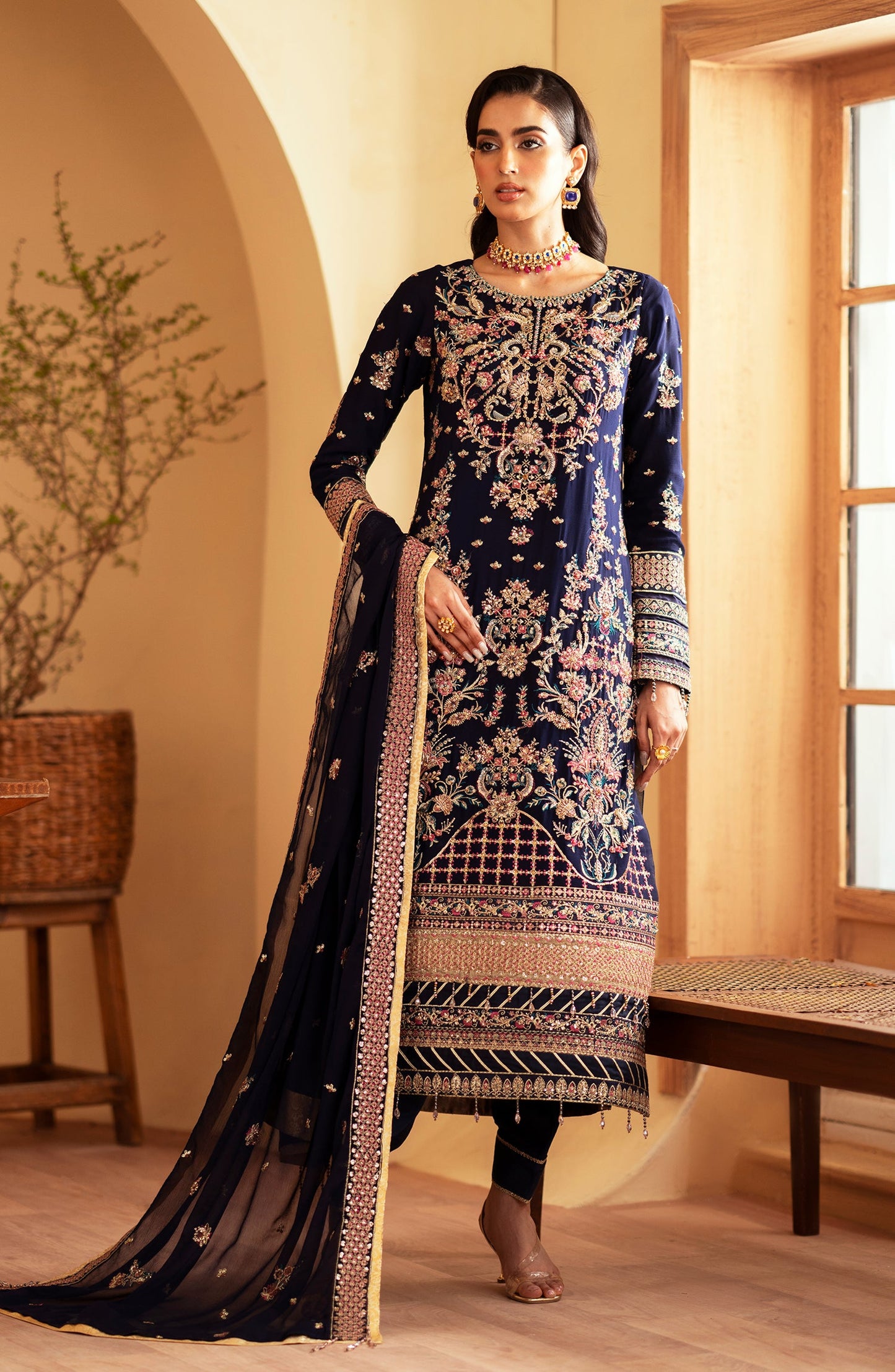 NAGEENA - ROMANSIYYAH LUXURY FORMALS' 24