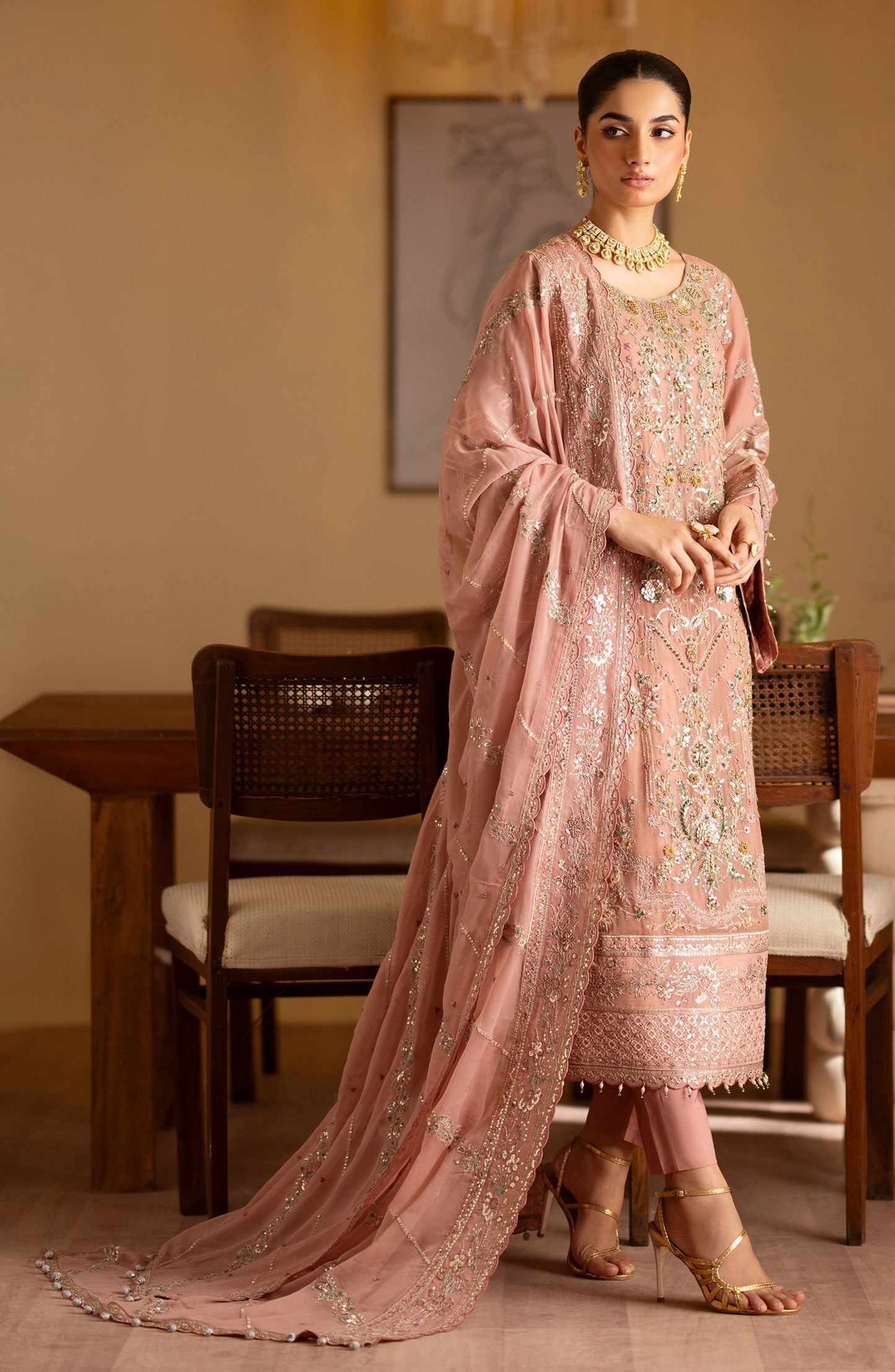 SALEHA - ROMANSIYYAH LUXURY FORMALS' 24