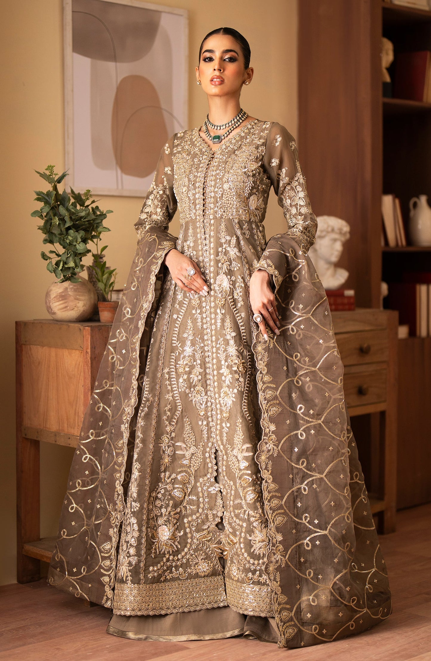 YESRA - ROMANSIYYAH LUXURY FORMALS' 24