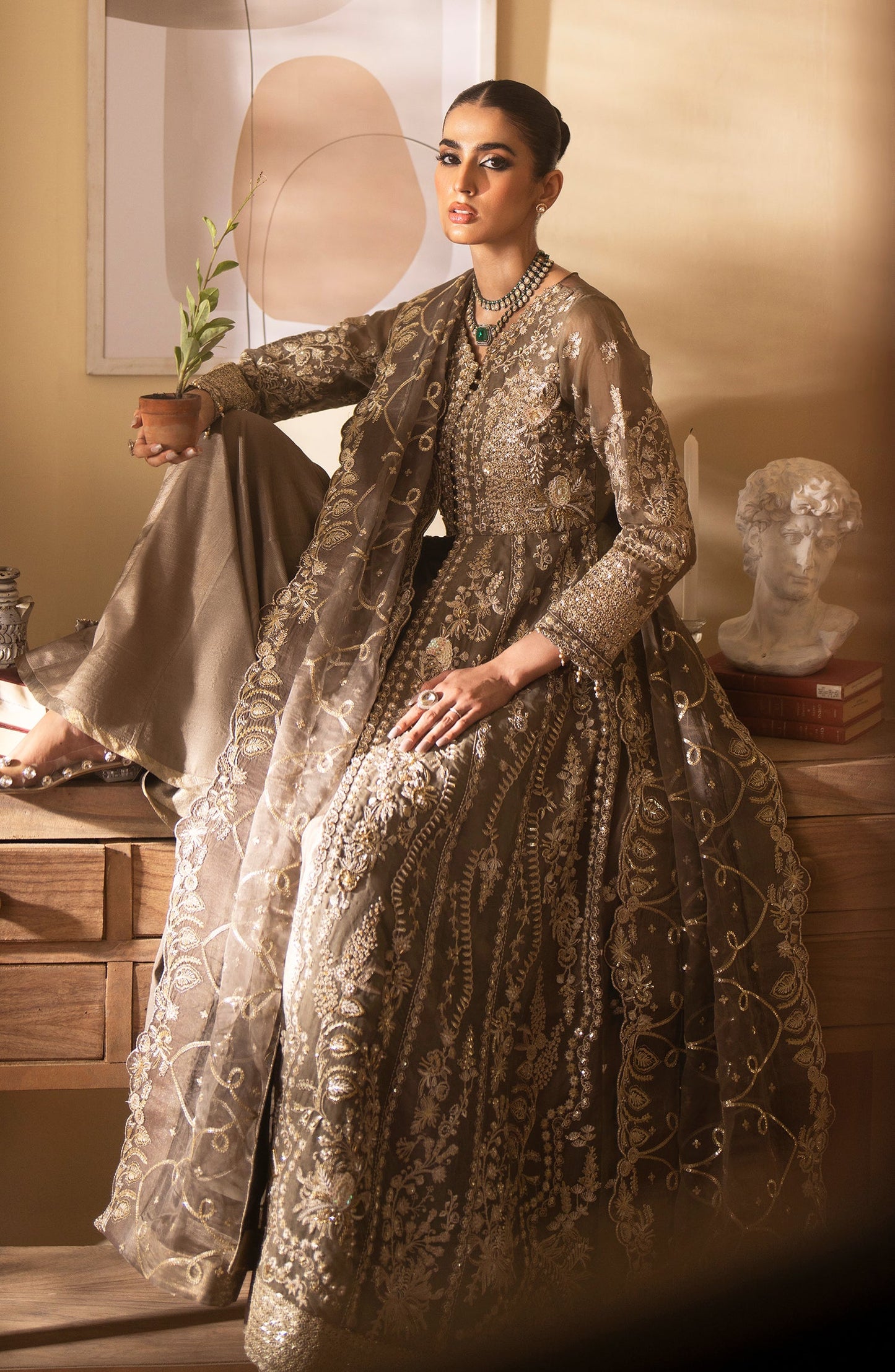 YESRA - ROMANSIYYAH LUXURY FORMALS' 24