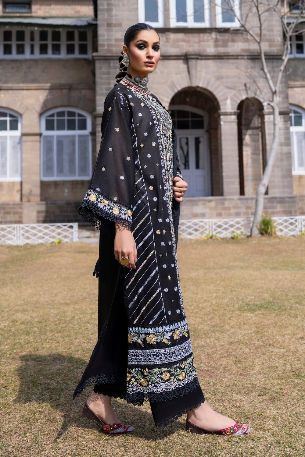 3PC Unstitched | Embroidered Lawn Suit | Slub Lawn Dupatta