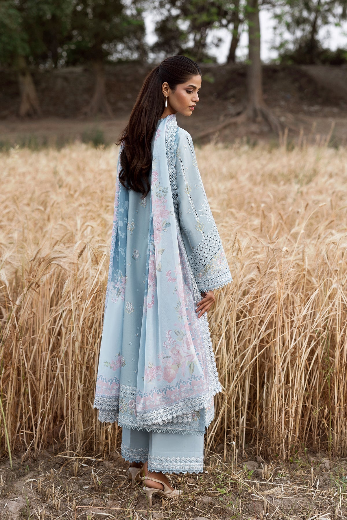 9813-Sukoon-Mulaqatat Festive Lawn '2025