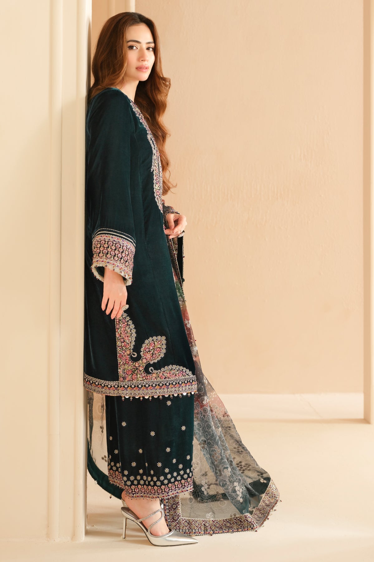 EMBROIDERED VELVET FORMAL VF-2039